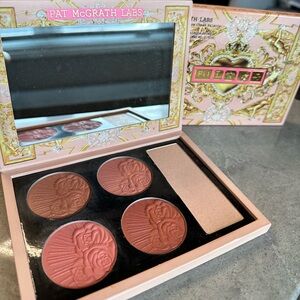 Path McGrath Labs Divine Blush + Glow Cheek Pallete